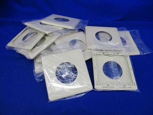 コンセントプレート(12枚入)(ミルキーホワイト) WN6055