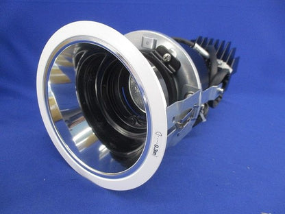 LED照明器具φ125(撮影の為開梱) PAXD500Y