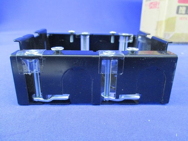 パネルボックス2ヶ用(鉄製)(10個入) SBP-2F