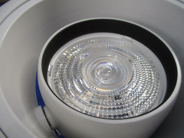 LEDユニバーサルダウンライト(電源別売)(箱違い) ERD6717WA