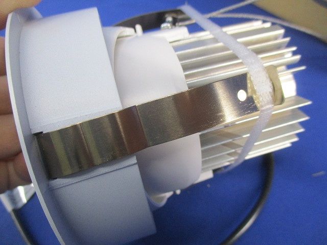 LEDユニバーサルダウンライト(電源別売)(箱違い) ERD6717WA