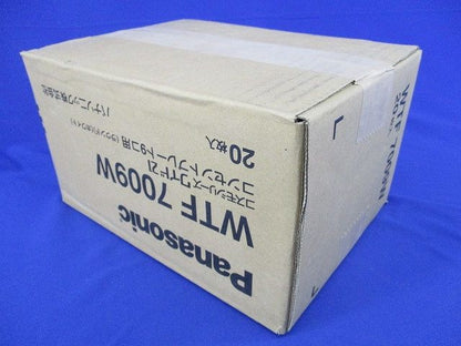 コンセントプレート 9個用 ホワイト 20枚入 WTF7009W-20