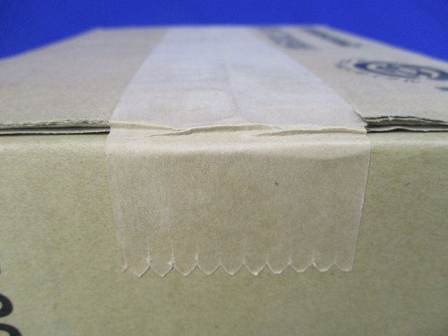 コンセントプレート 9個用 ホワイト 20枚入 WTF7009W-20