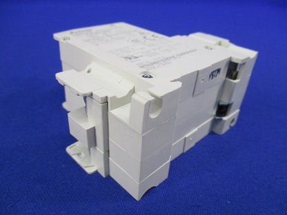 サーキットプロテクタ 2P2E15A CP30-BA