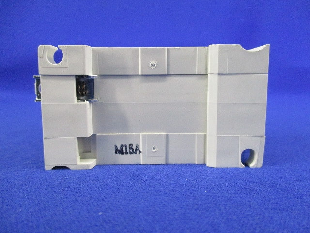 サーキットプロテクタ 2P2E15A CP30-BA