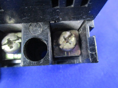 漏電遮断器3P15A(ジャンク品) NV30-CS