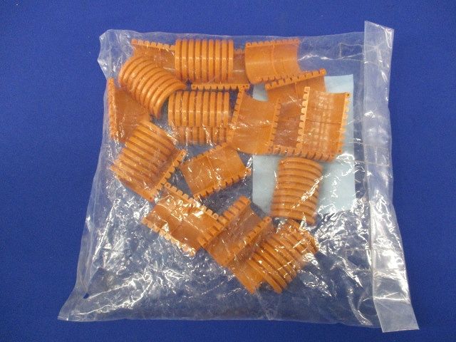 変換アダプタ(10組入)(新品未開封) ADC-16U