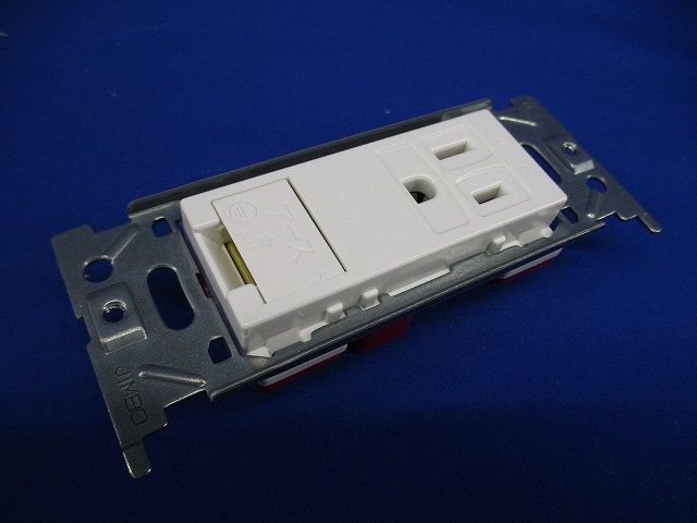 埋込アースターミナル付接地シングルコンセント 2PE 15A 125V ピュアホワイト JEC-BN-5GEPW