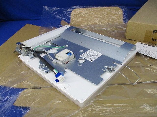 LEDスクエアセット(本体のみ未開封) NNLK10557+NNL1101EVLA9