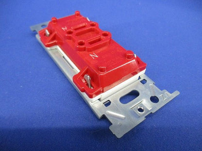 埋込扉付ダブルコンセント 2P 15A 125V ピュアホワイト JEC-BN-55FPW