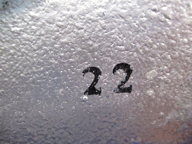 丸形露出ボックス・直角2方出・防水ゴム付(亜鉛メッキ) 22