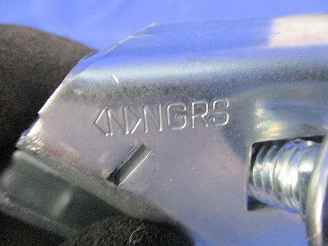 全ねじ交差金具 おむすびくん(19個入) DYRX2-W4