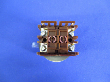 非常停止押しボタンスイッチ AH25-V