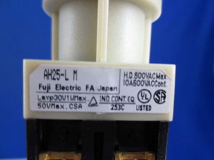 押しボタンスイッチ(充電部カバーなし) AH25-L M