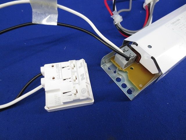LED電源ユニット(取り外し品) LEK-450016A10