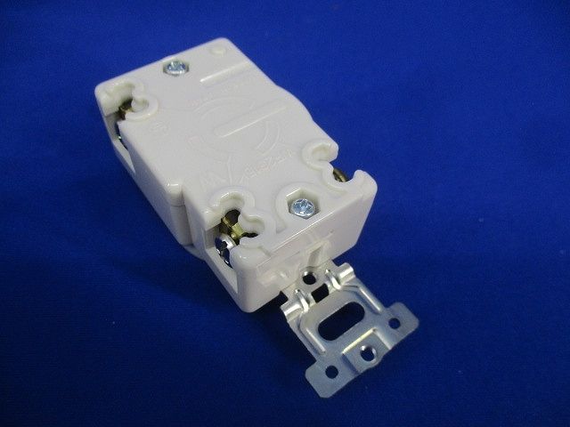 引掛埋込コンセント(4個入)(ミルキーホワイト) WF2315WK