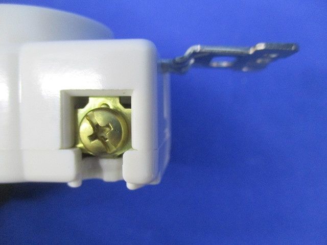 引掛埋込コンセント(4個入)(ミルキーホワイト) WF2315WK