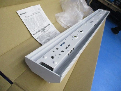 非常用ベースライト 階段通路誘導灯・一体型階段灯40形高光束(23年製) NNCF42155LE9