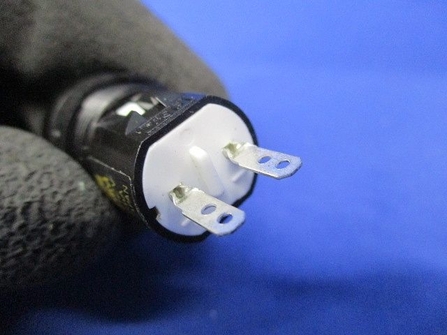 LED式小形表示灯(3個入)(汚れ有) AP6M