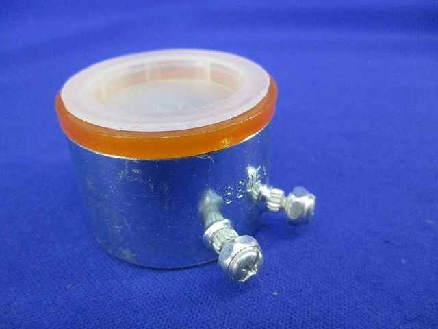 ネジナシブッシング(12個入) NB039