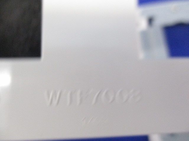 簡易耐火用コンセントプレート(9個入)(ホワイト) WTF7708