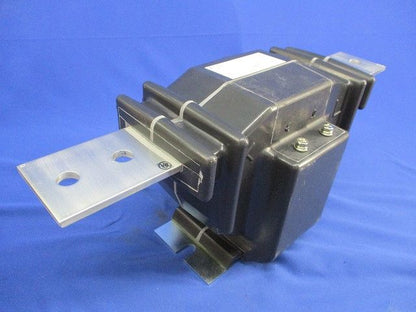 電力管理用計器 変流器 800/5A BN-0(LA)