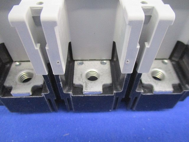 オートブレーカ3P225A BW250EAH