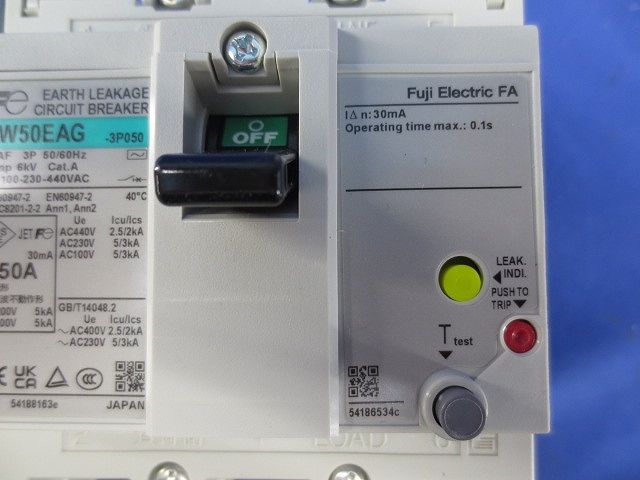 サーキットブレーカ3P50A(アラームスイッチ付) EW50EAGKA