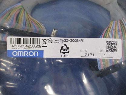コネクタ端子台変換ユニット専用接続ケーブル(シールドあり) XW2Z-300B-R1