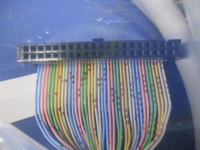 コネクタ端子台変換ユニット専用接続ケーブル(シールドあり) XW2Z-300B-R1
