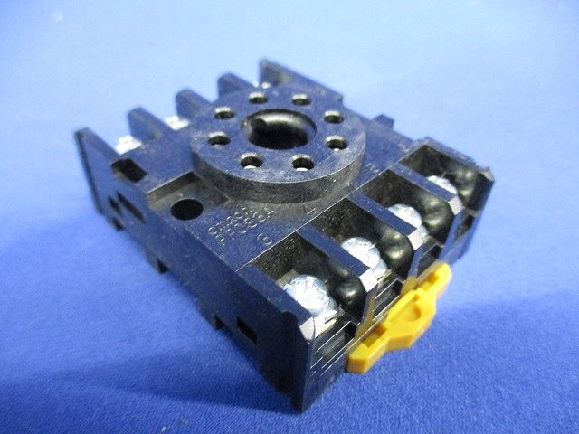 表面接続ソケット 8ピン PF083A