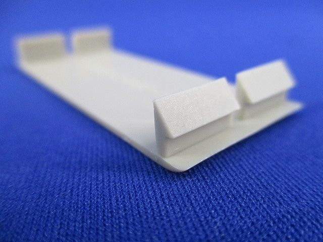 ブレーカー用ブランクパネル(140個入) BBP-25-2