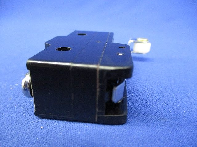 一般用基本スイッチ Zタイプ Z-15GW2-B