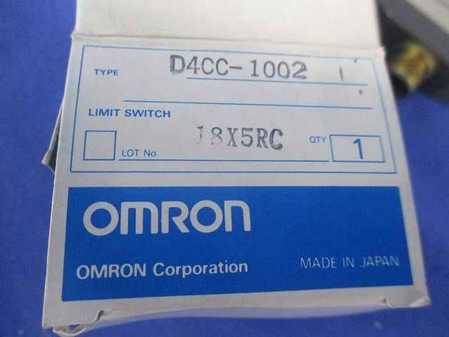 小形リミットスイッチ D4CC-1002