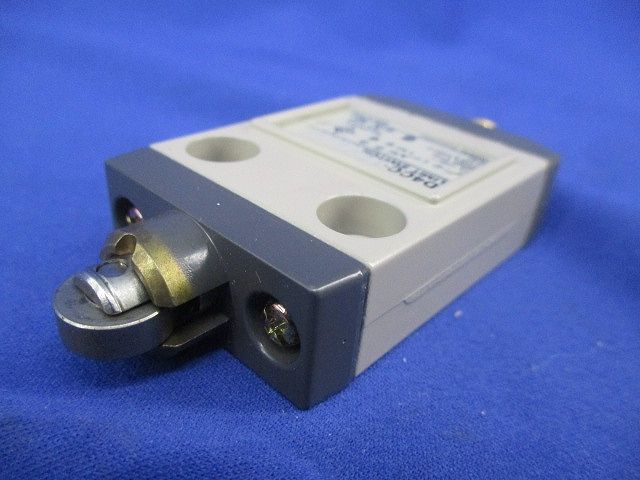 小形リミットスイッチ D4CC-1002