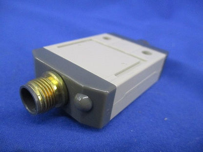 小形リミットスイッチ D4CC-1002