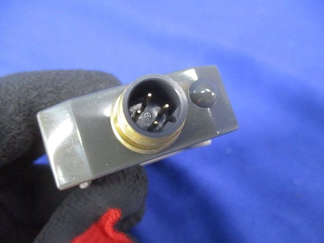 小形リミットスイッチ D4CC-1002