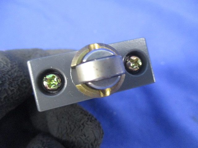 小形リミットスイッチ D4CC-1002