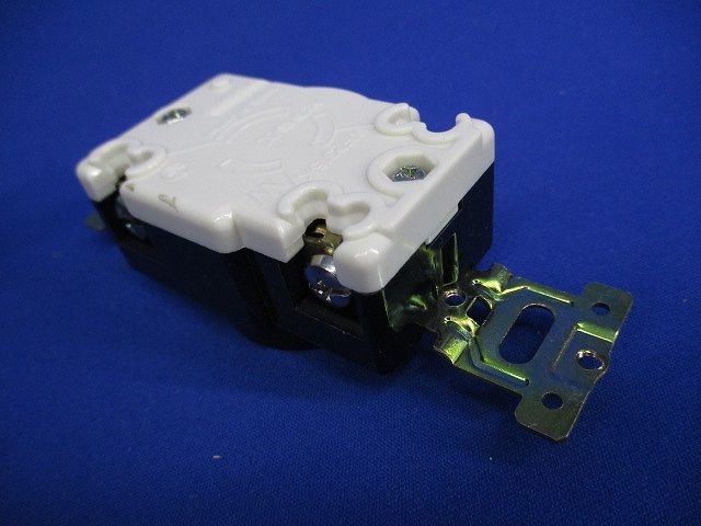 引掛埋込コンセント(9個入) WF2315BK