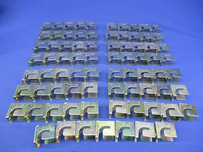 パイラックリップみぞ形鋼用電線管ボックス支持金具(77個入) K10-LS