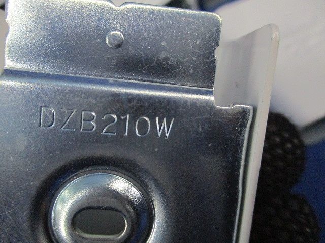 メタルモール ジョイントカップリングB型(18個入)(ホワイト)(キズ・汚れ有) DZB210W