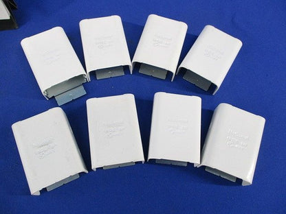 メタルモール ジョイントカップリングB型(18個入)(ホワイト)(キズ・汚れ有) DZB210W