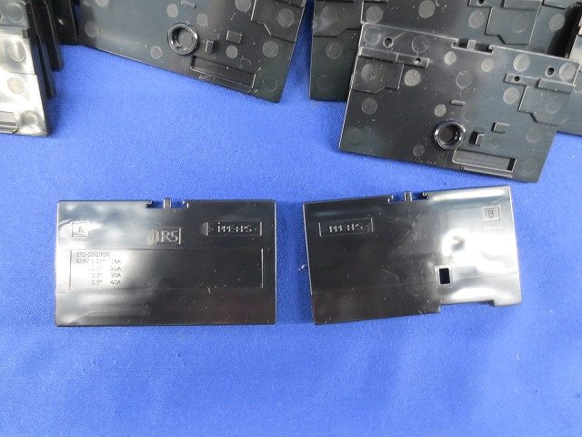 端子台側板(100組入) EF2-D30-EP1