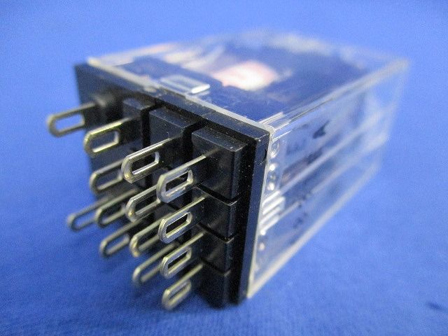 リレー200/220VAC G2A-432A