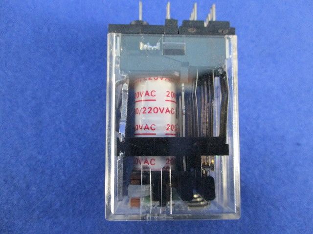 リレー200/220VAC G2A-432A