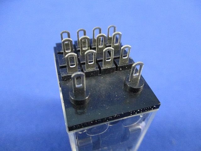 リレー200/220VAC G2A-432A
