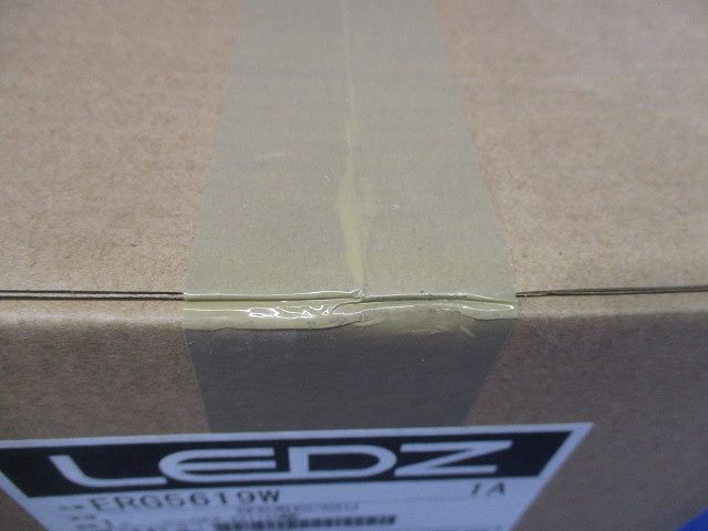 ＬＥＤシーリングダウンライト 直付用 Ｄｉｓｋ７５・１００・１５０ 白(ランプ別売) ERG5619W