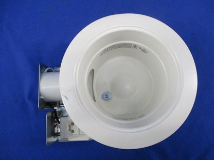 天井埋込型 パルックボール形蛍光灯 ダウンライトφ125(キズ･汚れ有) HEA1840E