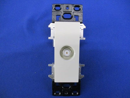 壁面テレビ端子・コンセントプラグセット(フィルター付) WTA71他