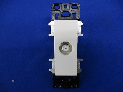 壁面テレビ端子・コンセントプラグセット(フィルター付) WTA7V1他